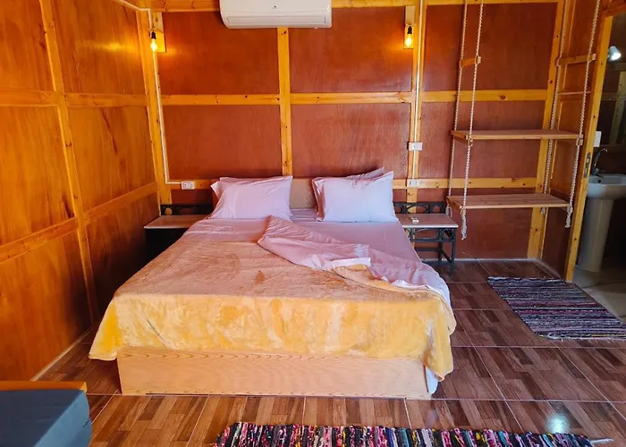 Szálloda Sea View Camp